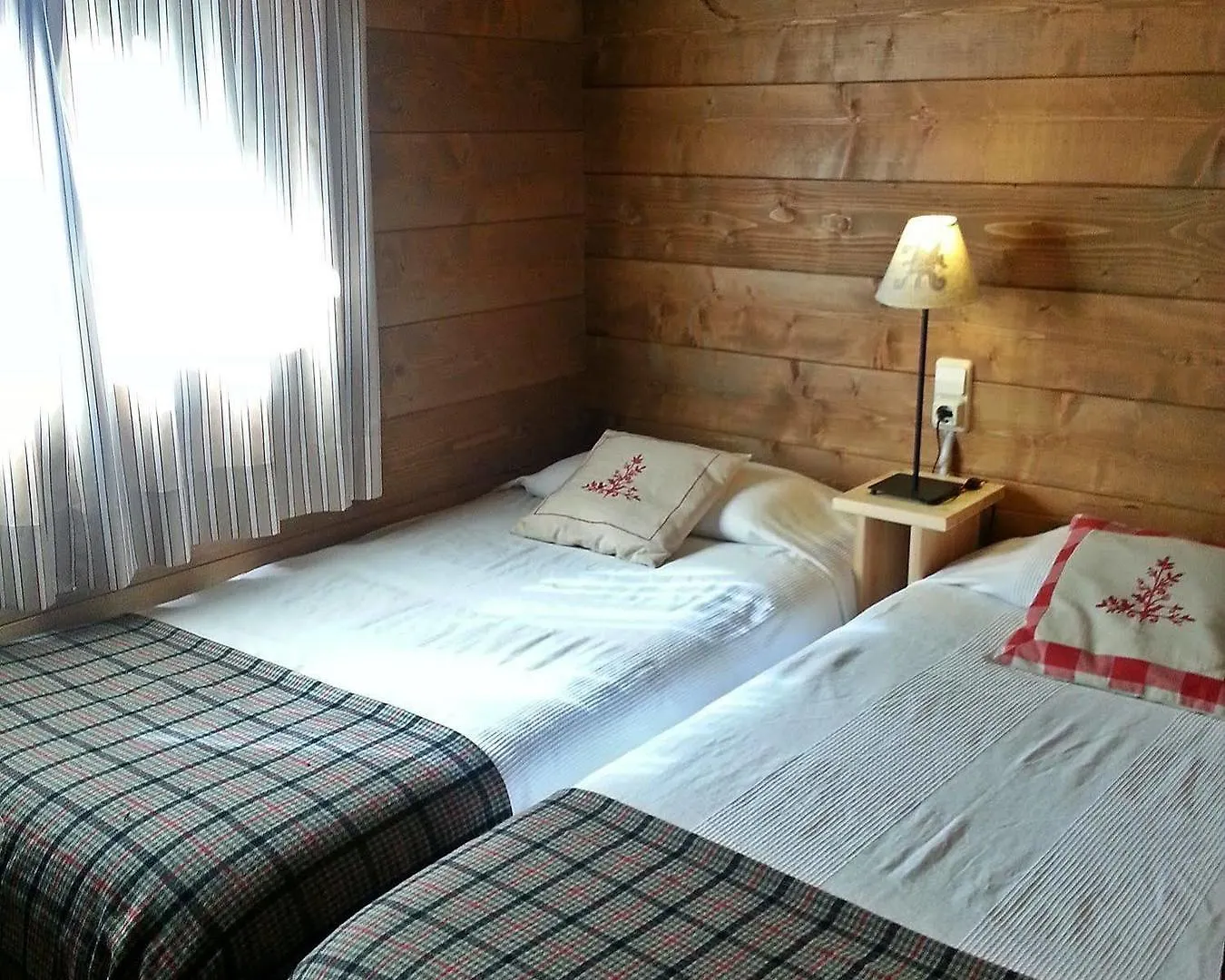 Campsite Bungalows Nou Camping La Guingueta D'Aneu